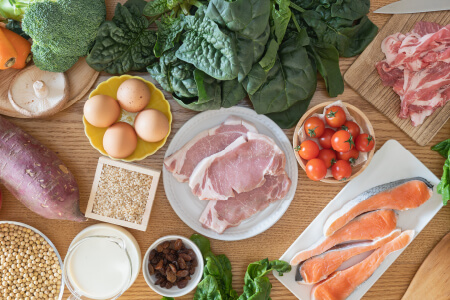 疲労回復に効果的な栄養素と食材リスト